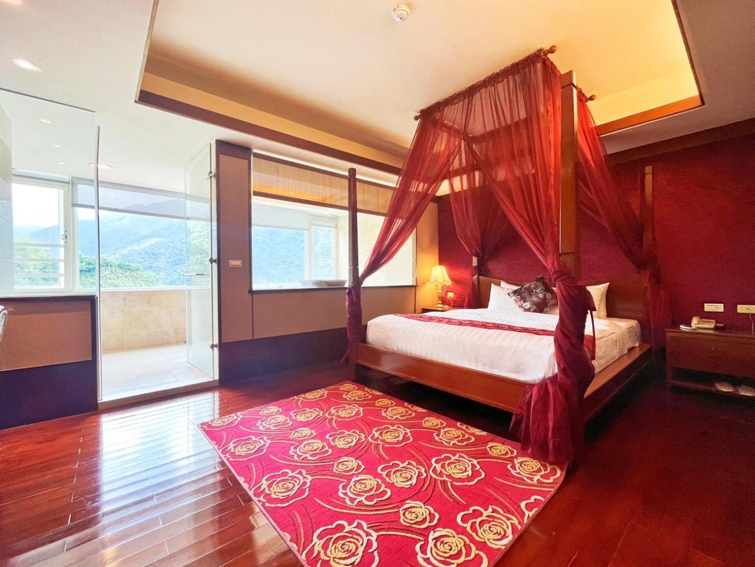 Dongpo Ti Lun Hotel Xinyi Exterior foto